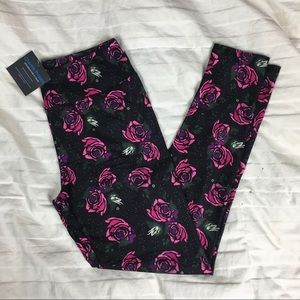 NWT Charlie’s Project Belle Roses Leggings 4-14